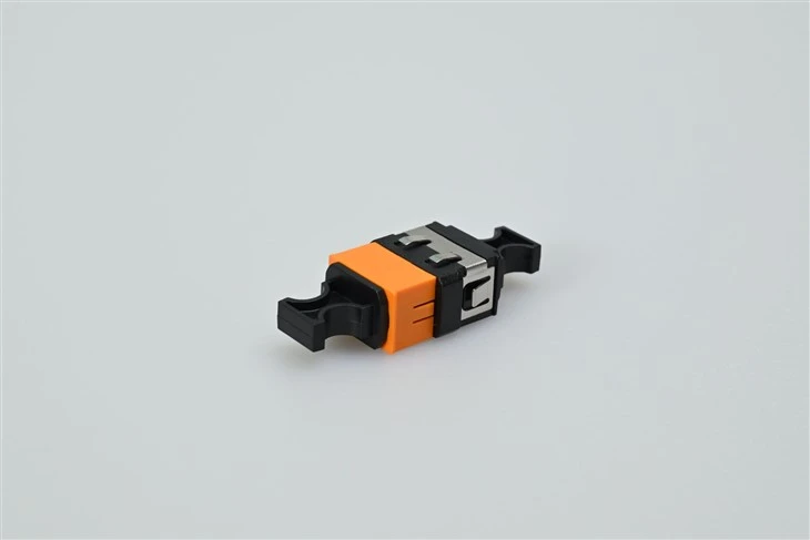 Optical Fiber Adaptor MTP / MPO Adapter